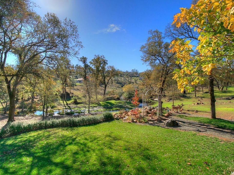 1st image of 12965 Moss Rock Dr