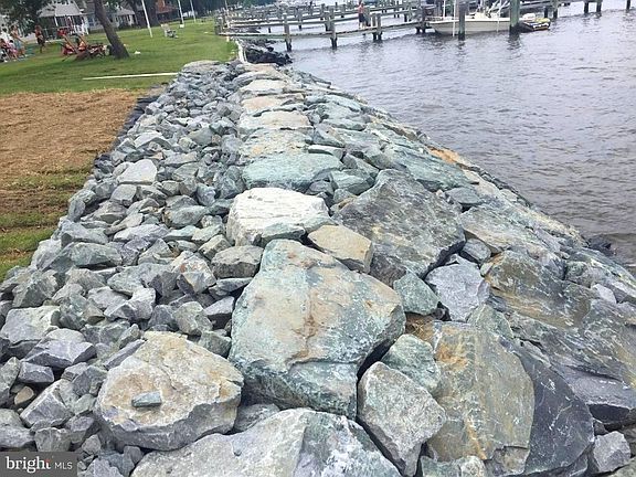 4th image of 910 Chester River Dr