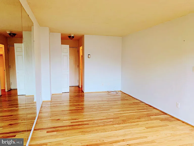 1330 New Hampshire Ave NW #808 — Photo 6