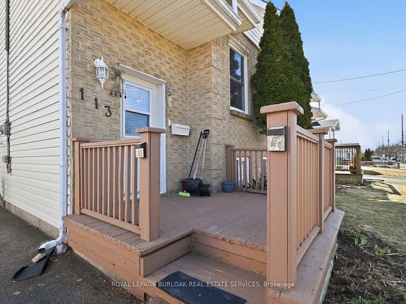 3rd image of 113 Commercial St