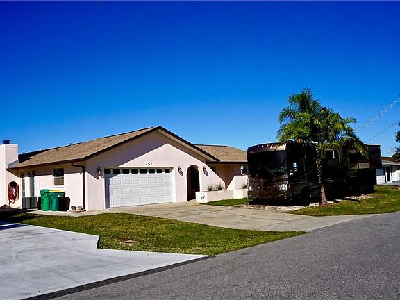 4th image of 252 E Tarpon Blvd NW