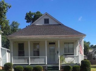 1031 Avenue G, Fort Madison, IA 52627