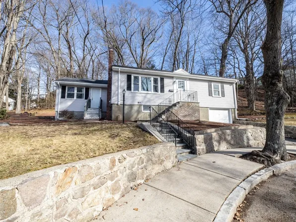 20 Paulman Cir, West Roxbury, MA 02132