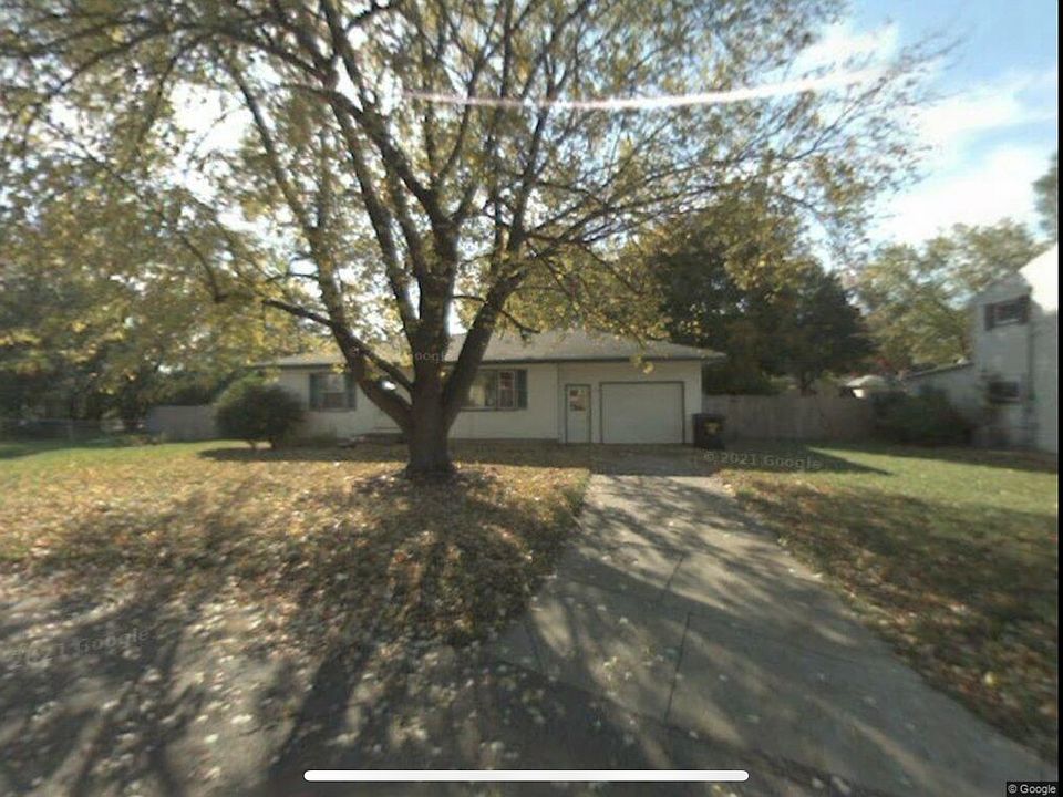 2nd image of 148 47th St SE