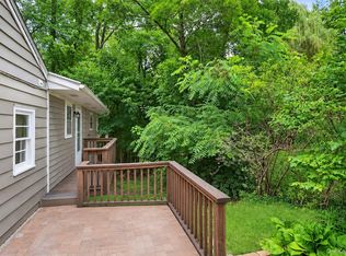 26 Overlook Dr, Warwick, NY 10990