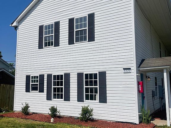 2nd image of 3223 Summit Ave #A