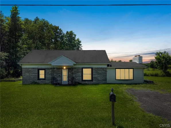 4197 Pompey Center Rd, Manlius, NY 13104