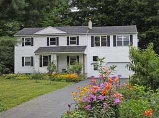 99 Hickory Rdg, Ballston Lake, NY 12019