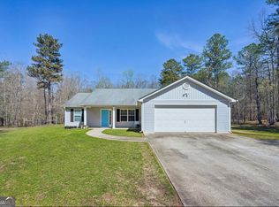 86 Esther Ln, Grantville, GA 30220