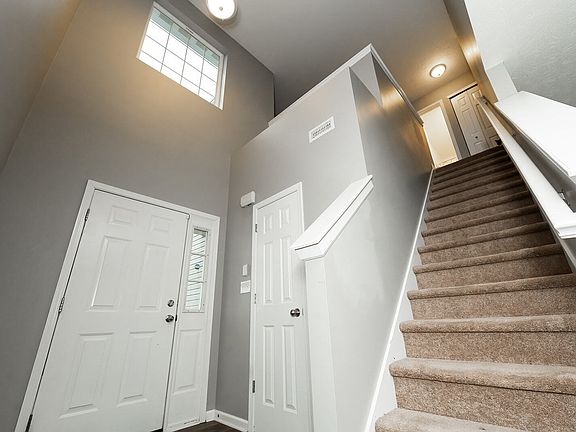3rd image of 3329 Clary Boulevard South Dr
