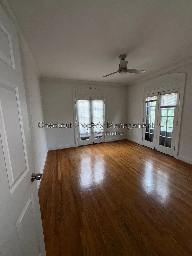 2 bed, 1.0 bath, 1200 sqft, $1,395 — Photo 3