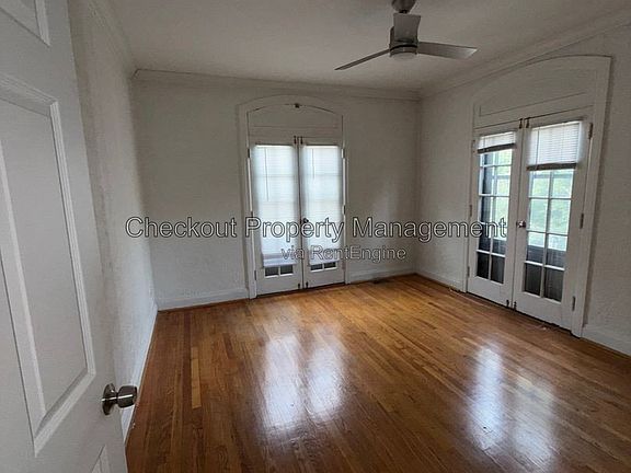 3rd image of 7334 Forsyth Blvd APT 101