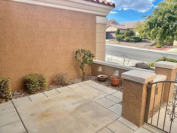 4th image of 10305 Sea Palms Ave