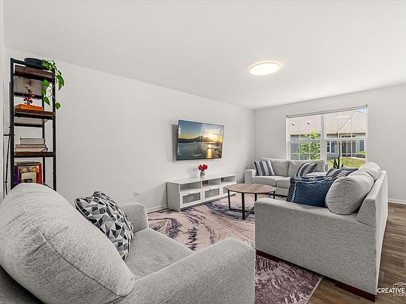 4th image of 2032 Canyon Creek Dr