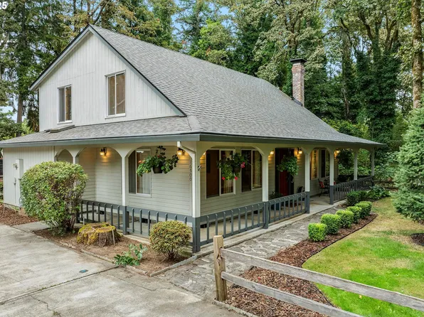 16500 SE Oakhurst Ct, Milwaukie, OR 97267