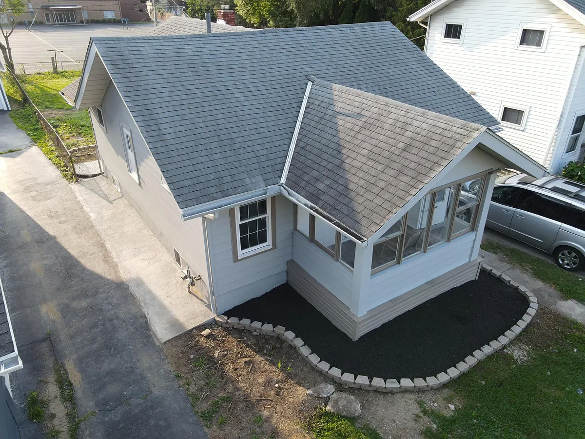 Building Photo - 3000 Martel Dr