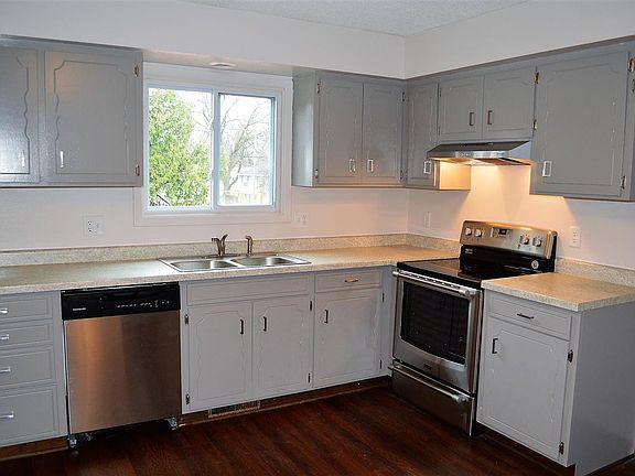 4th image of 1908 Grantwood St