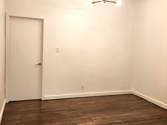 4th image of 74 Eldert St #10