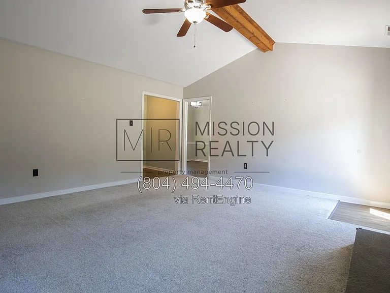 7750 Robinwood Dr — Photo 5