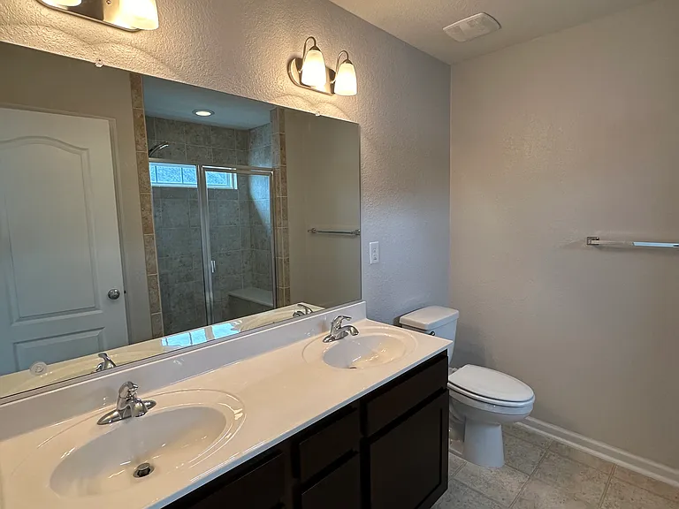 4976 Almandine Ave — Photo 4