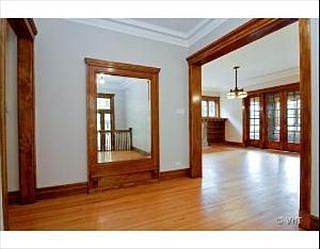 3rd image of 4529 N Malden St