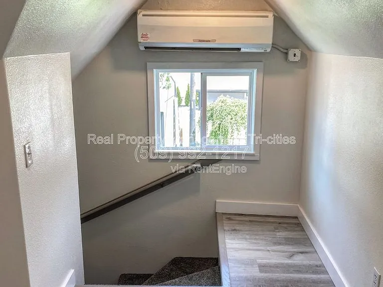 717 S Union St — Photo 13