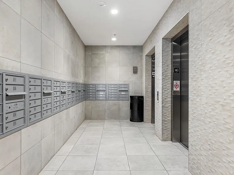 835 Lake Street — Photo 16