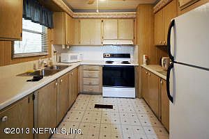 5th image of 653 Coral Cir