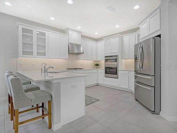 5th image of 2432 Pearl Cider St