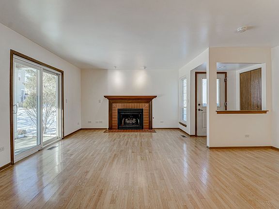 5th image of 1901 Windsong Dr