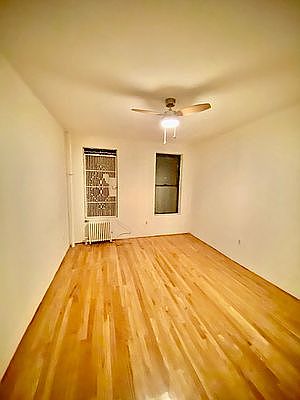 3rd image of 64 Saint Marks Pl APT 15