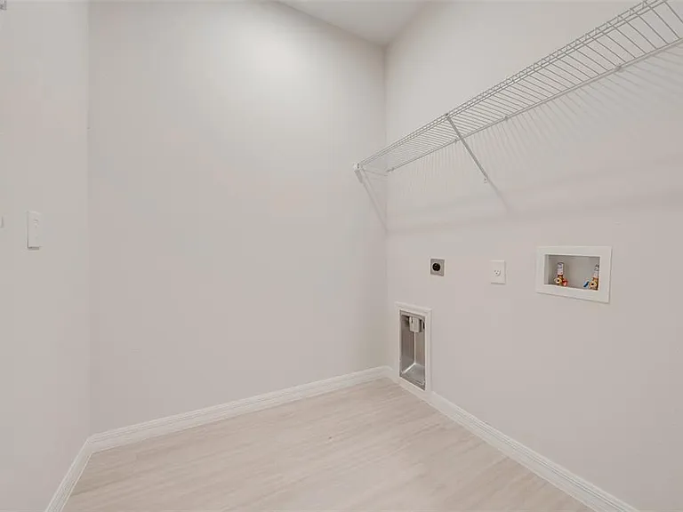 2139 Penny Ln — Photo 13