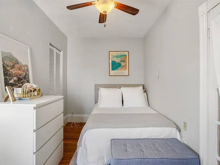 79 Pearl St #3 — Photo 14