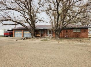 101 N Custer St, Miami, TX 79059