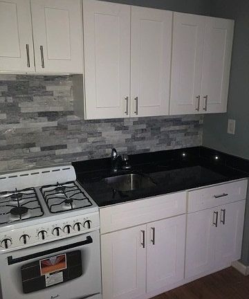 2nd image of 1042 W Beech St #8