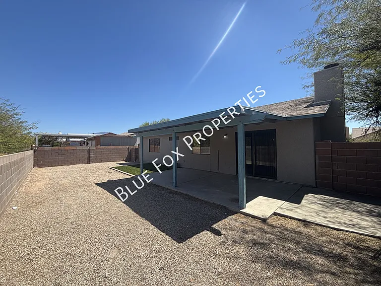 9825 N Camino Vado — Photo 20