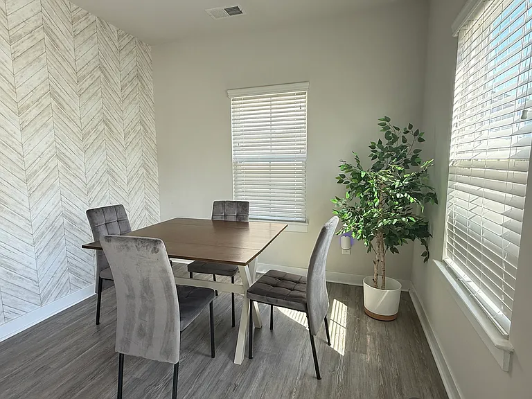 Scarbrough Cir SW — Photo 7