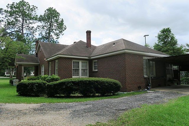 2nd image of 278 E Broad St
