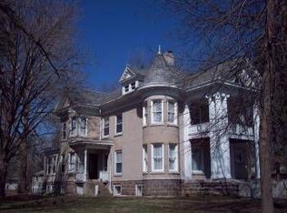 206 S Main St, Tampico, IL 61283