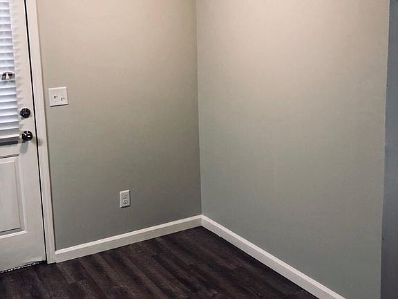 3rd image of 1030 N Montgomery St APT B