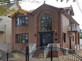 15314 32nd Ave, Flushing, NY 11354