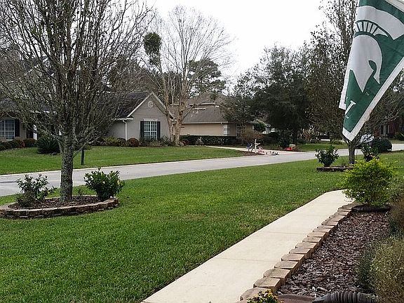 3rd image of 1305 Sparkleberry Ct
