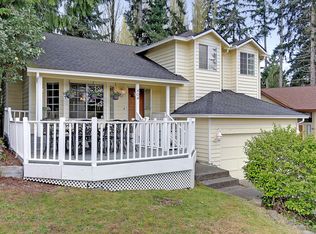 404 NE 189th Ct, Shoreline, WA 98155