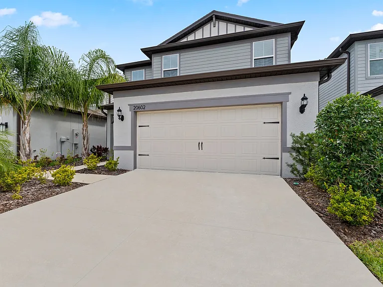 20602 Monza Loop — Photo 3
