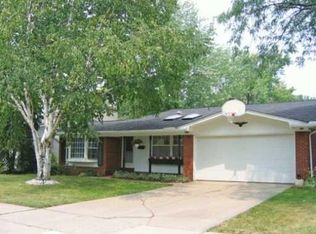 2953 Aurora St, Ann Arbor, MI 48105