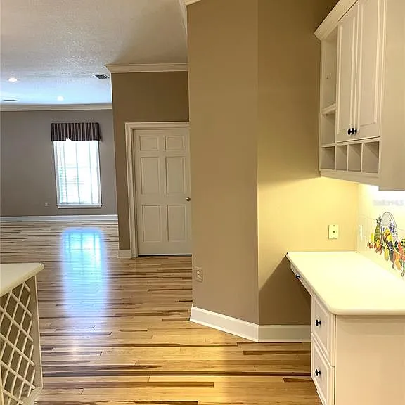 6604 Crescent Lake Dr — Photo 27