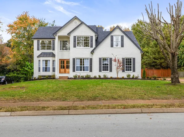 391 Dandridge Dr, Franklin, TN 37067