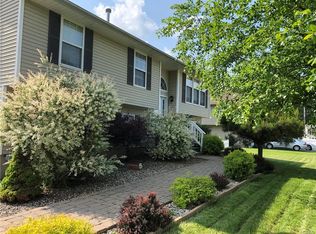 11 Bernadette Way, Washingtonville, NY 10992