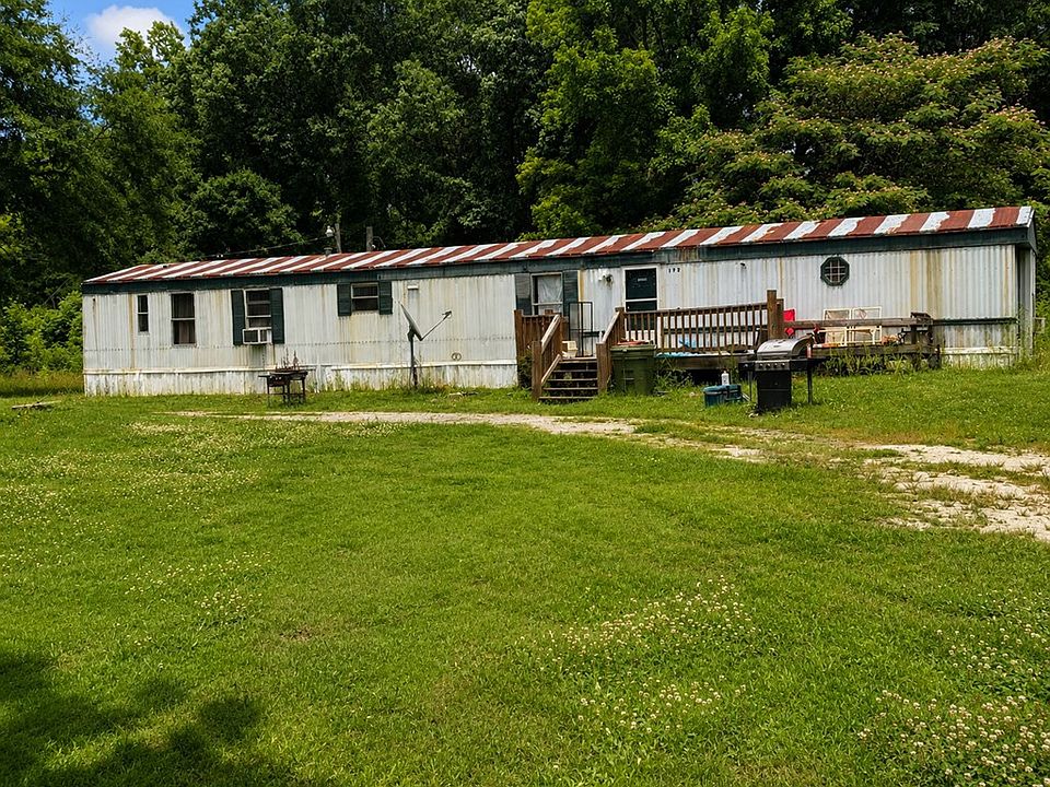 2nd image of 192 Flymm Smith Rd