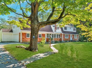 26 Nichols Rd, Armonk, NY 10504